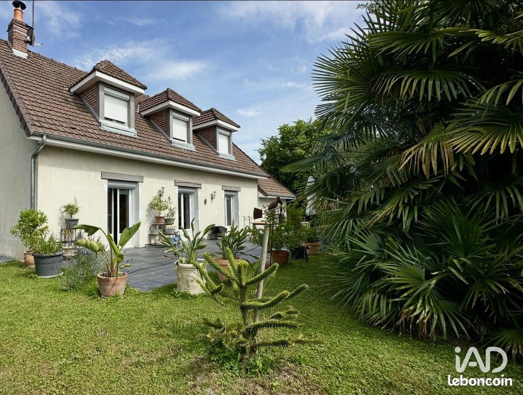 Maison 5 pièces 136 m² · à Saint-André-les-Vergers · 136 m² · 265 000 €
