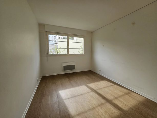 Appartement a louer  - 4 pièce(s) - 90 m2 - Surfyn