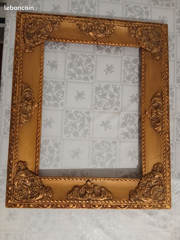 Cadre en bois doré style baroque (image 1)