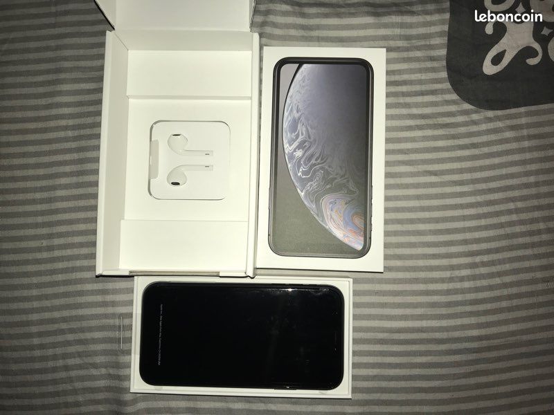IPhone XR Noire 64 Go jamais utilisé (image 1)