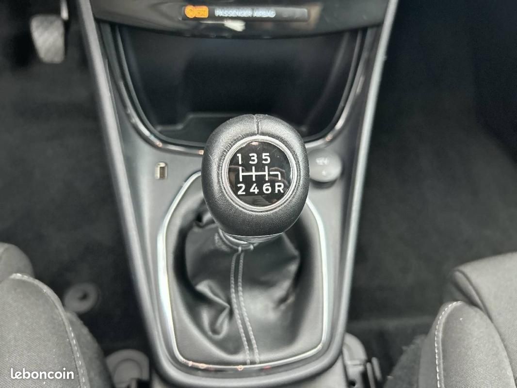 Ford Puma 1.0 Flexifuel 125 ch mHEV S&S BVM6 - Titanium (image 14)