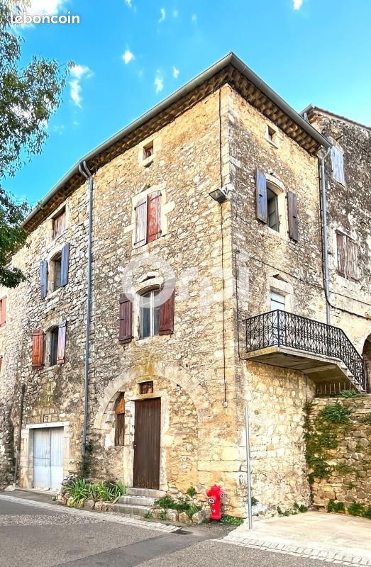 Maison 6 pièces 106 m² · à Lagorce · 106 m² · 99 000 €