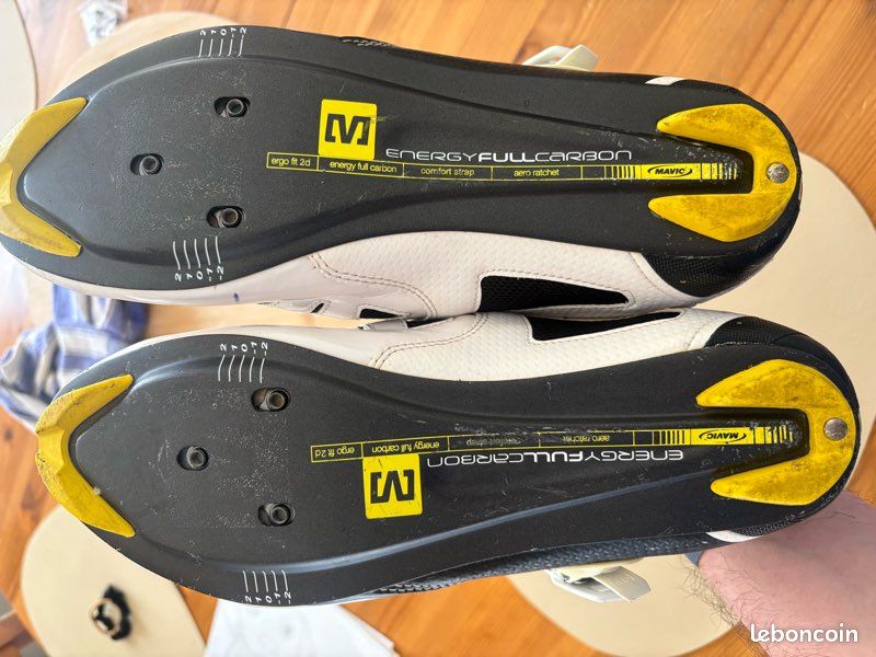 Chaussures De Cyclisme MAVIC ErgoRide Gortex, Carbone Composite, Laçage Supérieur, Homme Pointure 6 US (38 2/3 EU)
