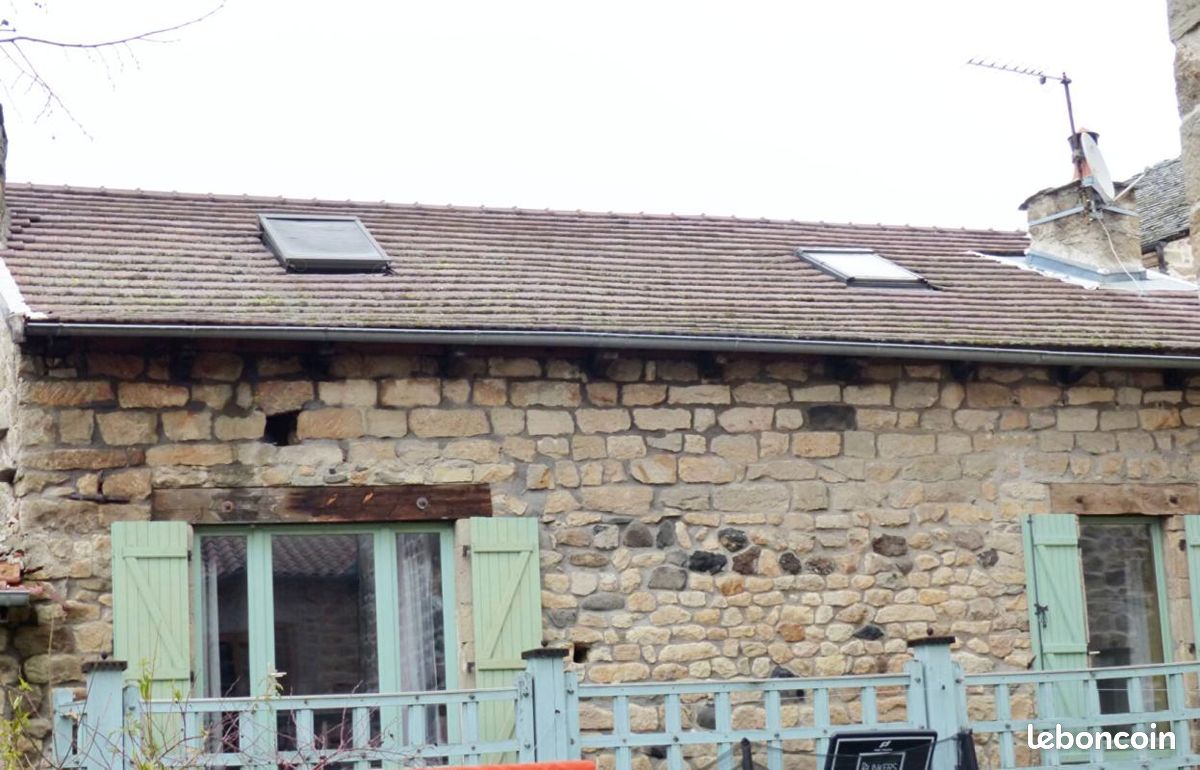 Maison 5 pièces 159 m² · à Saint-Julien-Chapteuil · 159 m² · 299 000 €