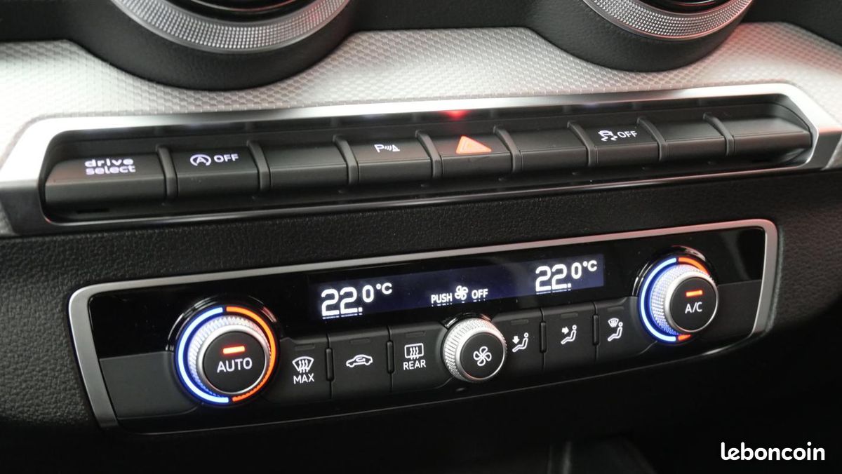 Audi Q2 35 TFSI 150 S tronic 7 Design (image 7)