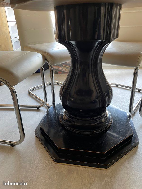 Grande Table en marbre (image 3)