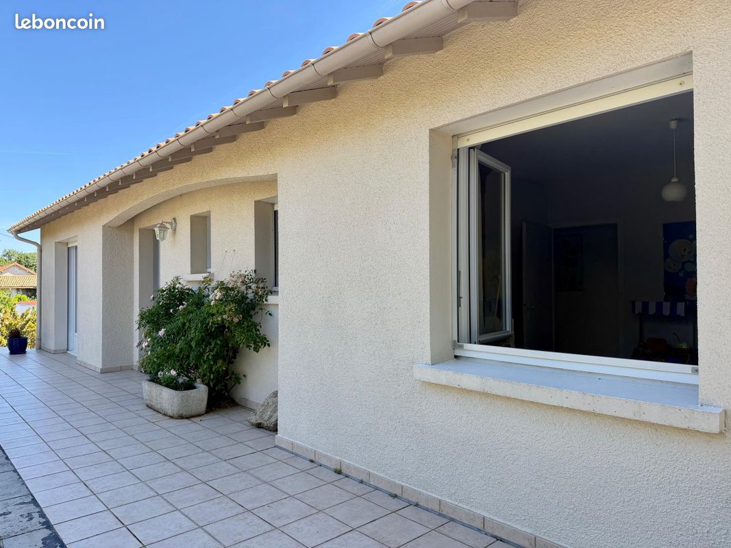 Maison 6 pièces 120 m² · à Sainte-Ouenne · 120 m² · 279 000 €