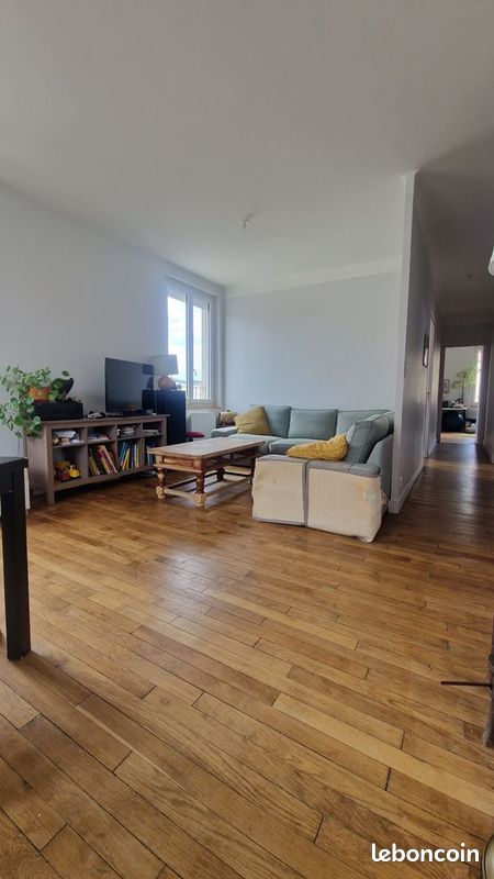 Appartement 4 pièces 92 m² · à Périgueux · 92 m² · 950 €