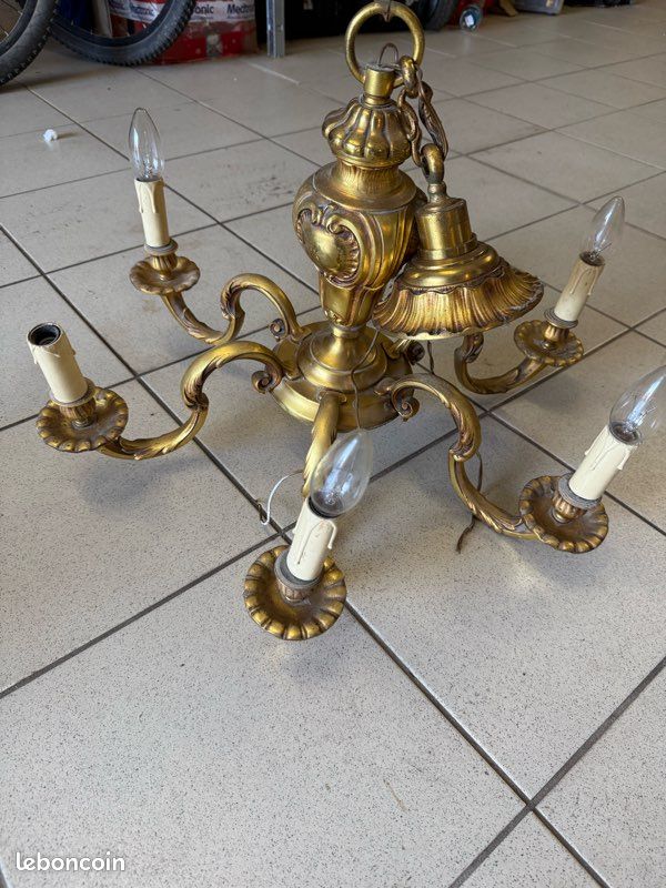 Grand lustre ancien style Louis XV – 6 branches – Bronze/Laiton doré (image 1)