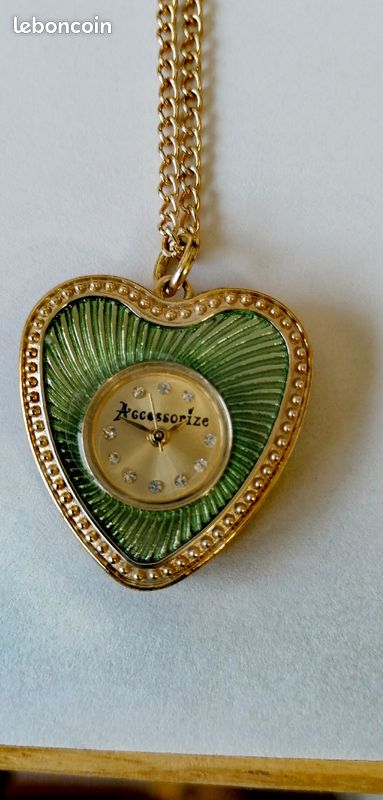 ACCESSORIZE collier à pendentif montre en forme de coeur vert (image 2)