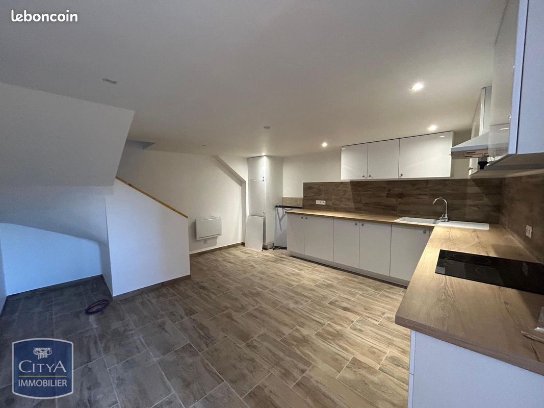 Maison 3 pièces 53 m² · à Bagnols-en-Forêt · 53 m² · 950 €/mois