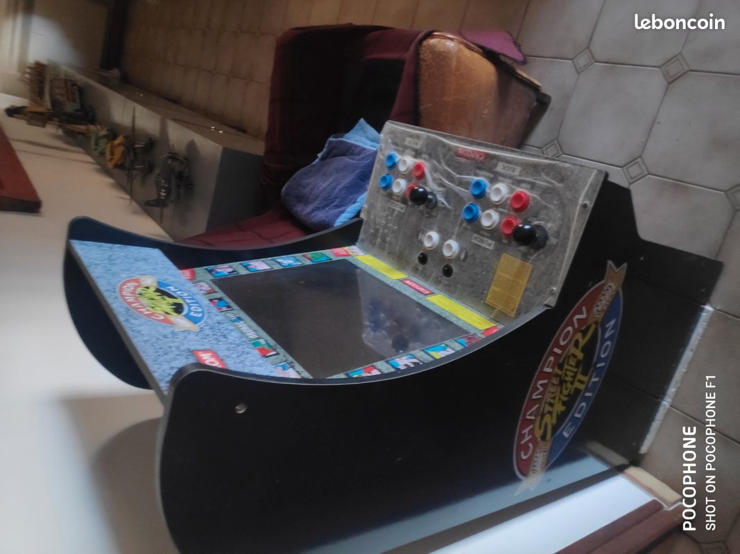 Borne d arcade street fighter (image 1)