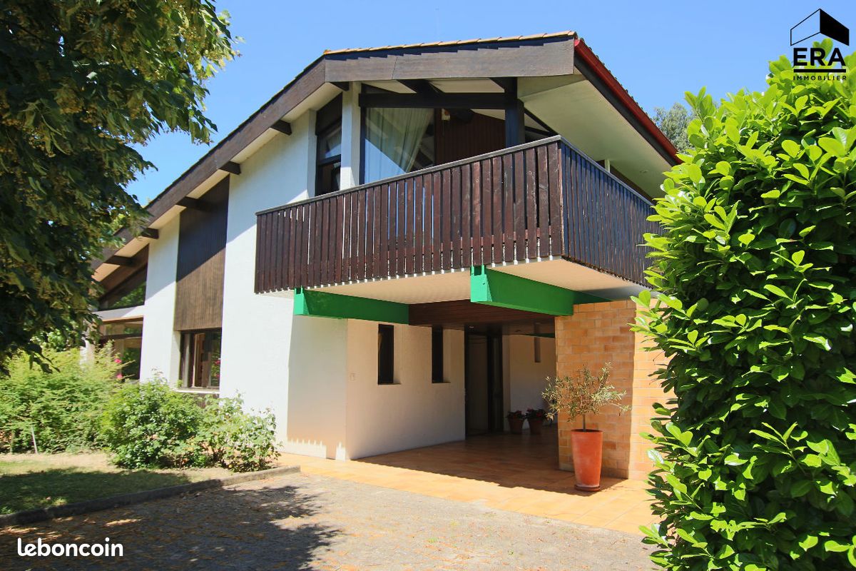 Maison 6 pièces 210 m² · à Libourne · 210 m² · 472 000 €