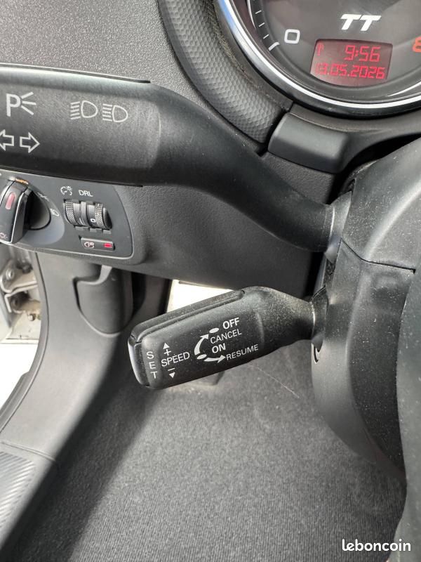 Audi TT II 3.2 V6 250ch quattro S tronic 6 (image 23)