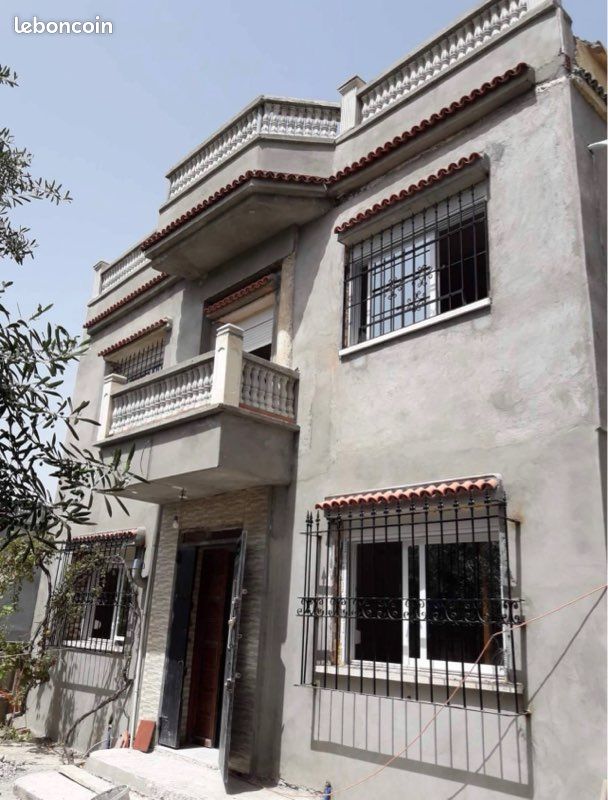 Maison 11 pièces 240 m² · à Villetaneuse · 240 m² · 199 000 €