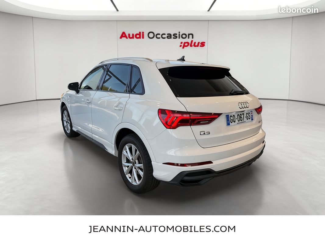 AUDI Q3 35 TFSI 150 ch S tronic 7 S line (image 3)
