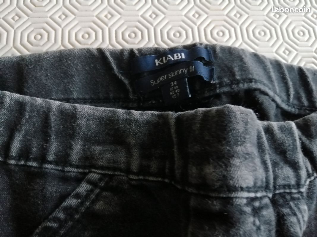 Jeans noirs jeune fille taille 36👍 (image 3)