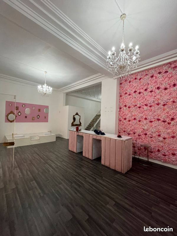 Local commercial de caractère, 110 m2 centre ville (image 2)