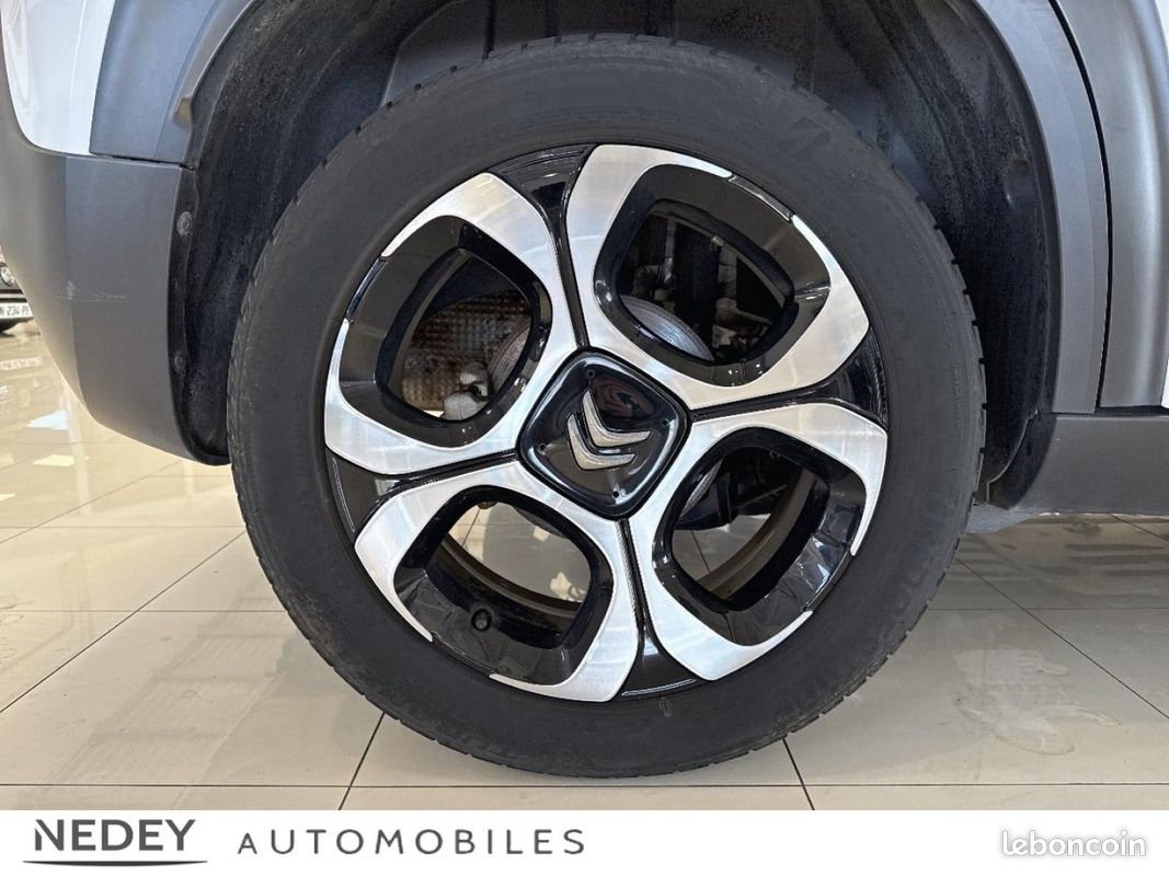 Citroen C3 Aircross PureTech 110ch S&S Shine E6.d (image 13)