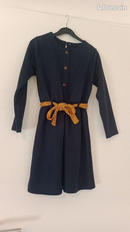 Robe fille 12 ans état neuf (image 2)