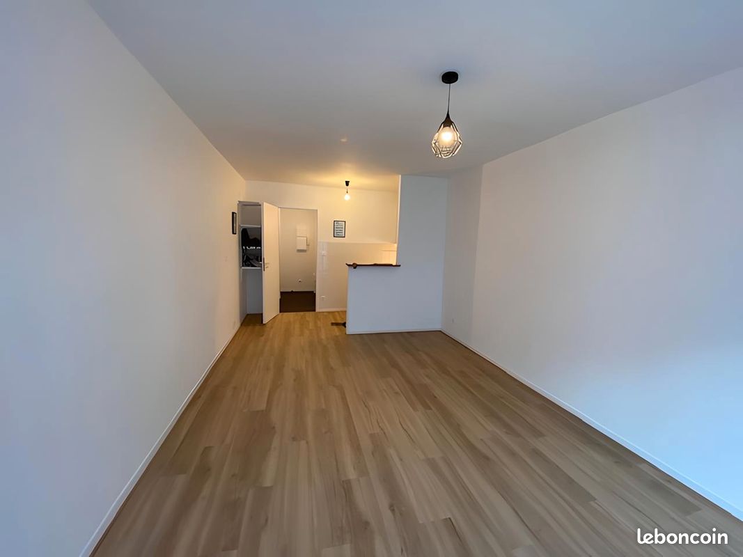 Appartement 1 pièce 30 m² · à Amiens · 30 m² · 545 €