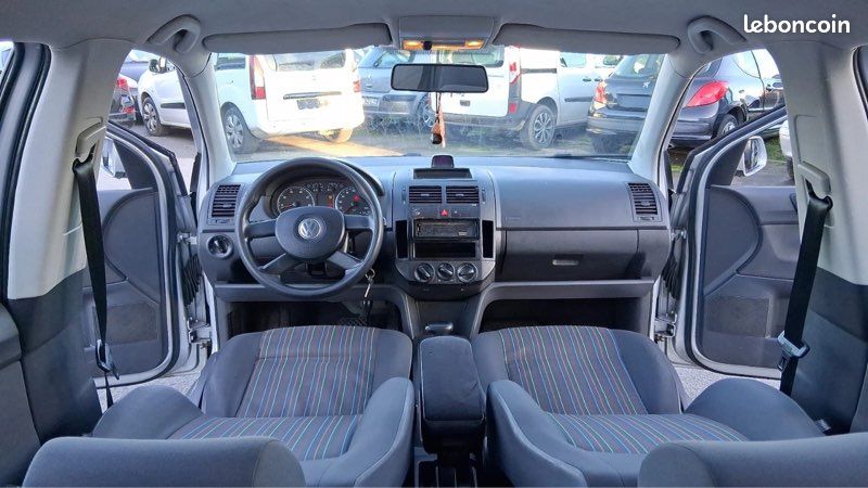Polo 1.4L/75cv/2005/BVA/5 portes/Clim - Voitures