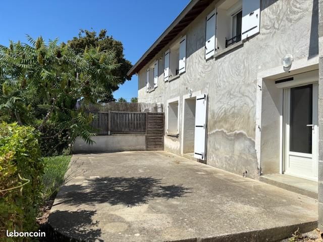 Appartement 4 pièces 80 m² · à Septème · 80 m² · 1 050 €