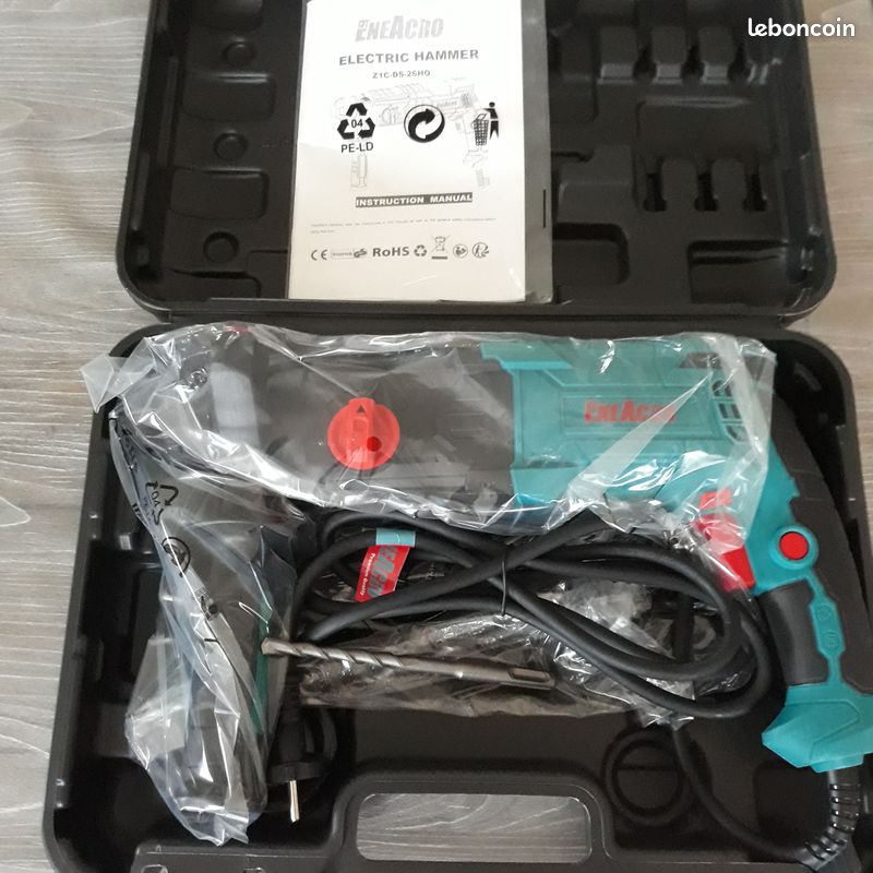 Marteau Perforateur SDS-Plus ENEACRO - 6 Vitesses Variables, 4 Fonctions, Capacité Perçage Béton 26mm, Livré Avec Coffret Et Accessoires
