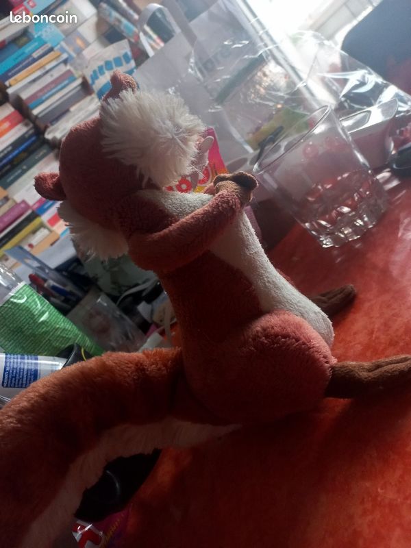 Peluche Scratina ( l'âge de glace 3) (image 2)