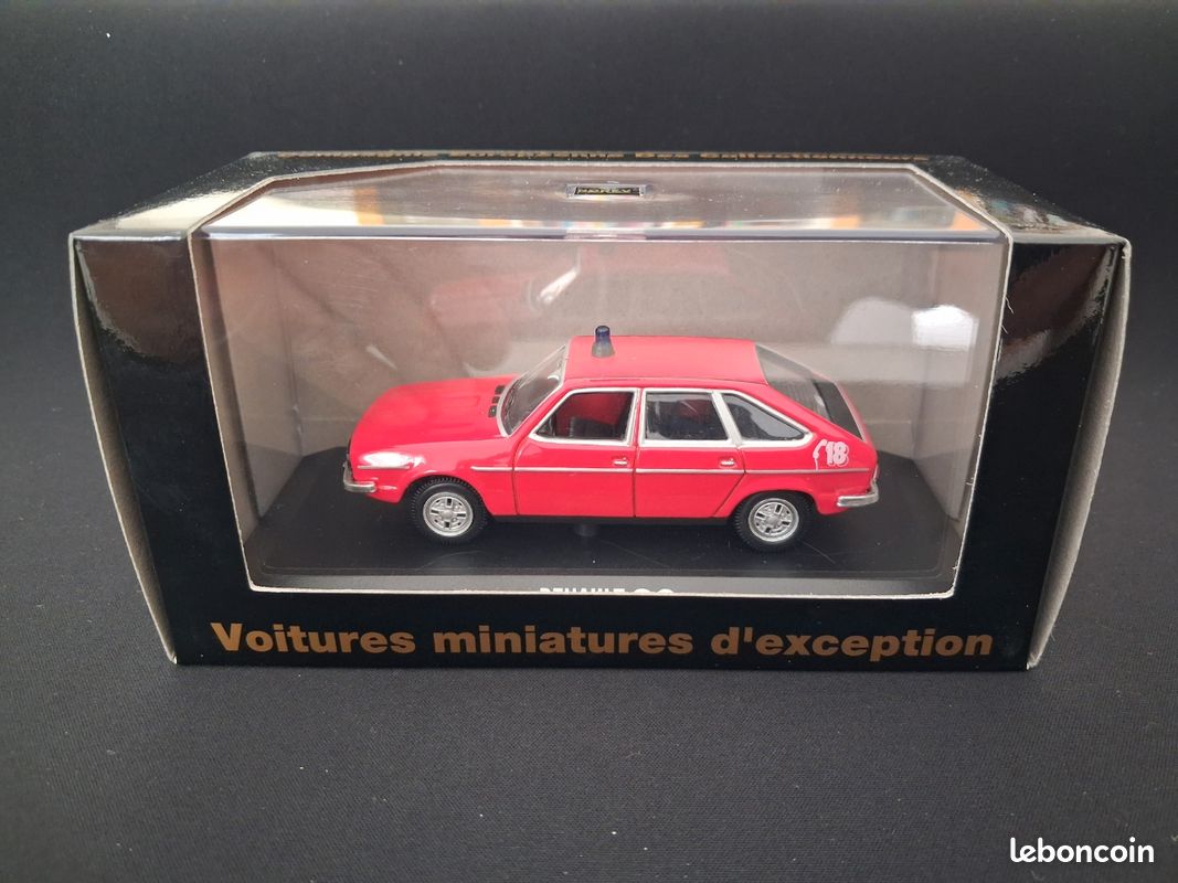 Norev SB 1/43 - Renault 30 Pompiers Morbihan - FR