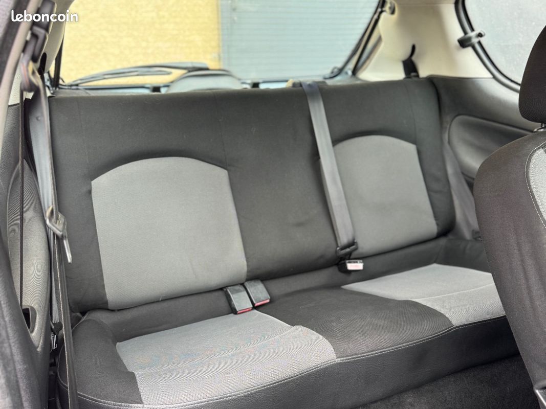 PEUGEOT 206 1.4e 75ch Urban CLIM EMBRAYAGE NEUF (image 6)