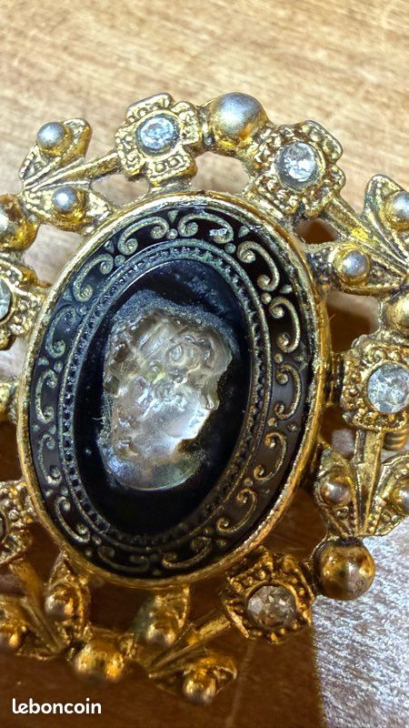Broche Camée Vintage Années 1960 - Plaqué Or - Bijou Ancien - Occasion