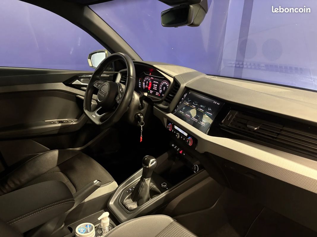 AUDI A1 Sportback 30 TFSI 116ch line S tronic 7- Apple CarPlay - Caméra de recul - Sièges sport (image 20)