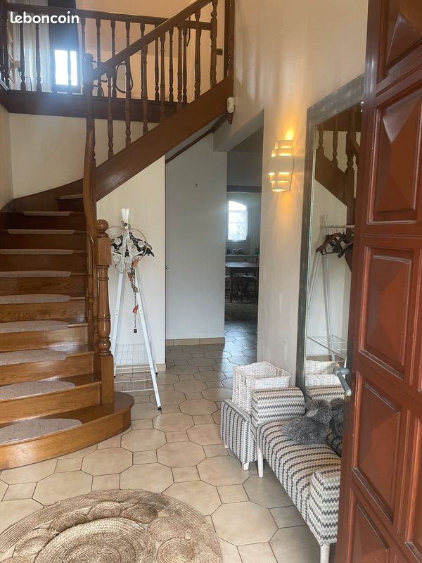 Maison 6 pièces 220 m² · à La Courneuve · 220 m² · 695 000 €