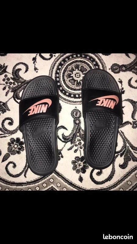 Claquette Nike Benassi Noir Rose Chaussures
