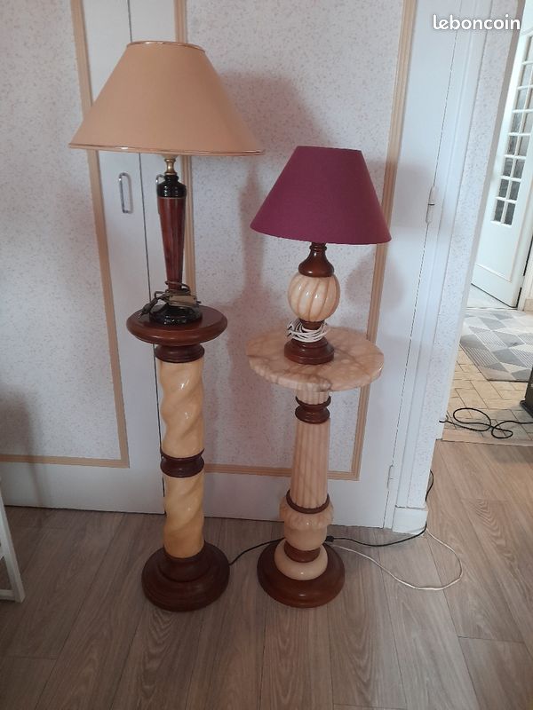 Colone en albâtre (image 3)
