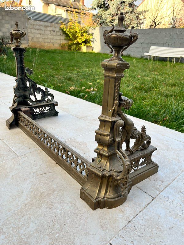 Chenets de cheminée en bronze (image 1)