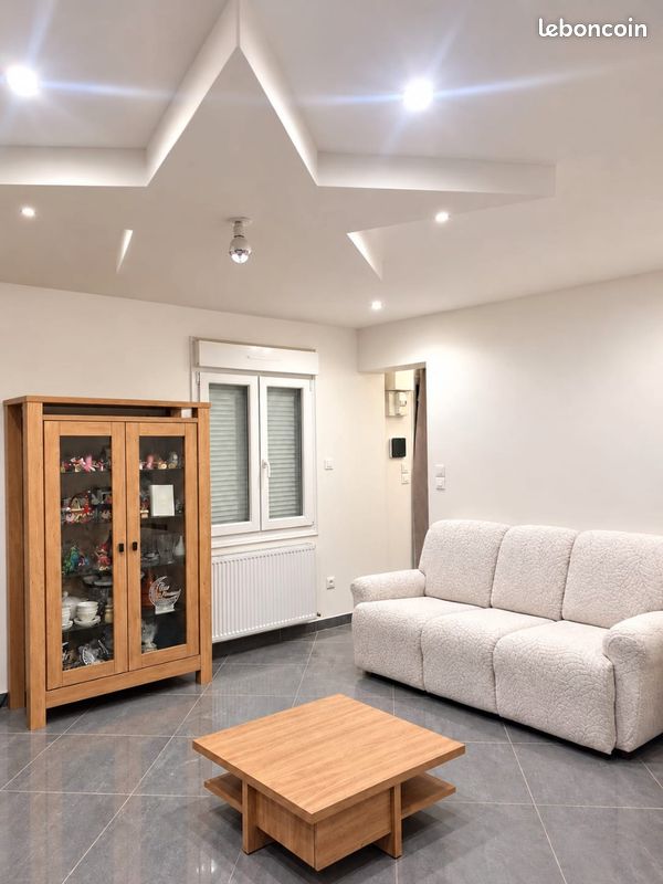 Maison 7 pièces 212 m² · à Noyelles-Godault · 212 m² · 389 000 €