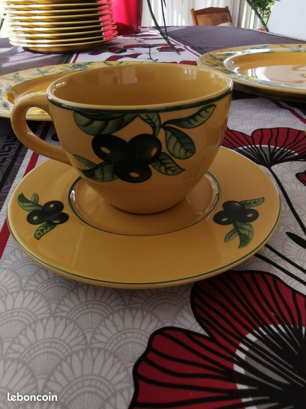 Service de table motif olives (image 2)
