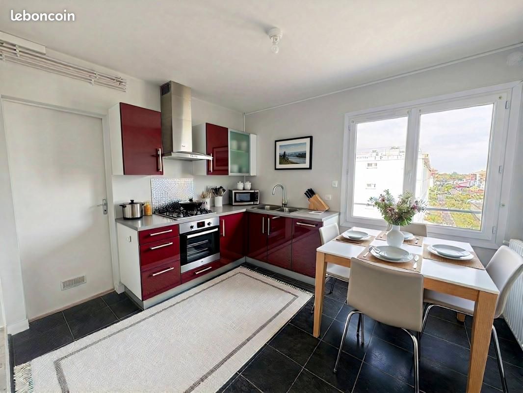 Appartement 3 pièces 86 m² · à Dax · 86 m² · 690 €
