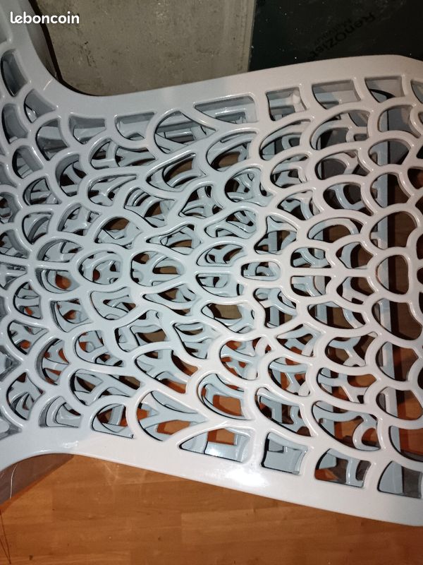 4 chaises grises DIADEM (image 2)