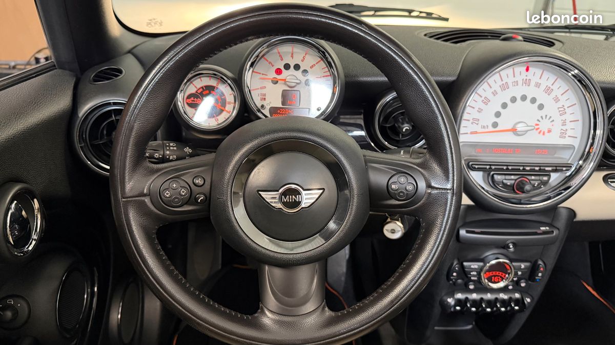 MINI MINI 1.6 120ch COOPER CABRIOLET - PACK CHILI - DISTRIBUTION À CHAINE (image 13)