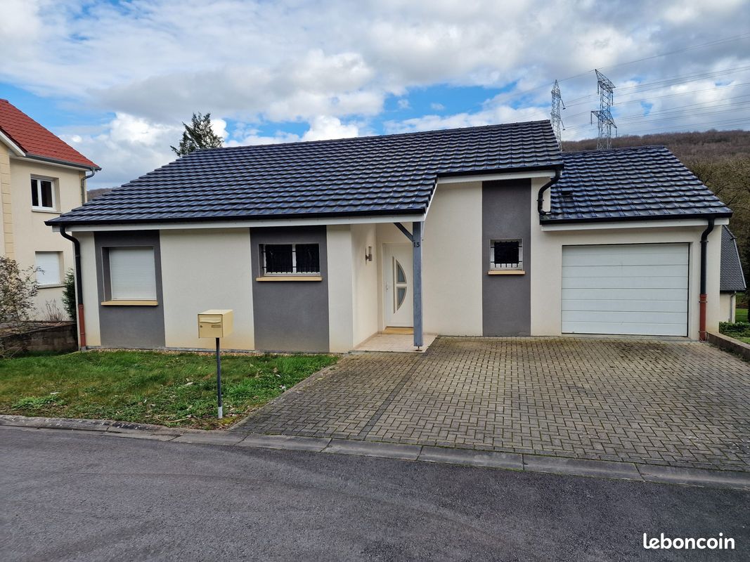 Maison 5 pièces 114 m² · à Bronvaux · 114 m² · 1 380 €