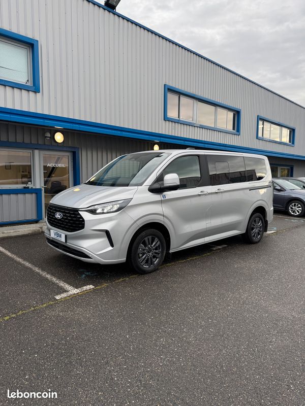 FORD Tourneo Custom TITANIUM 170 EcoBlue BVA8 4 + 1 TPMR EN STOCK (image 2)