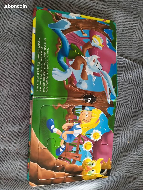 Livre puzzle Alice au pays des merveilles (image 3)