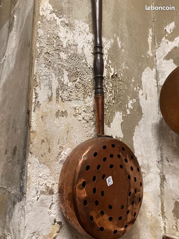 Bassinoire en cuivre (image 1)