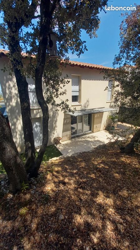 Maison 5 pièces 93 m² · à Saint-Maximin-la-Sainte-Baume · 93 m² · 395 000 €