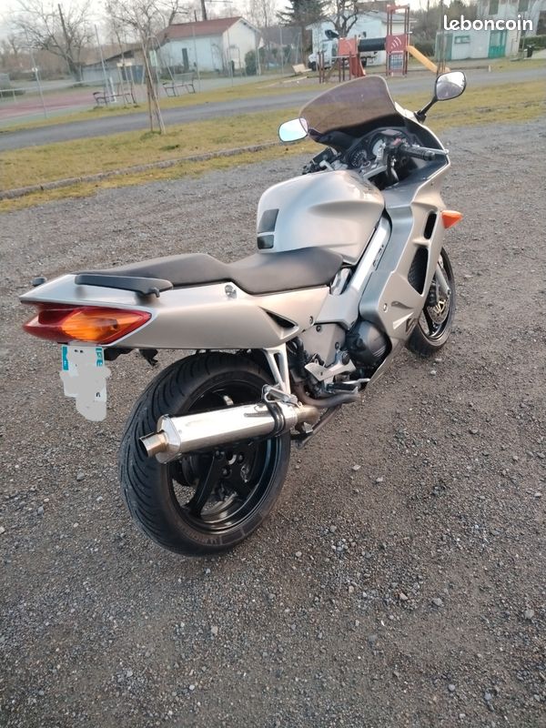 800 vfr fi rc46 (image 3)