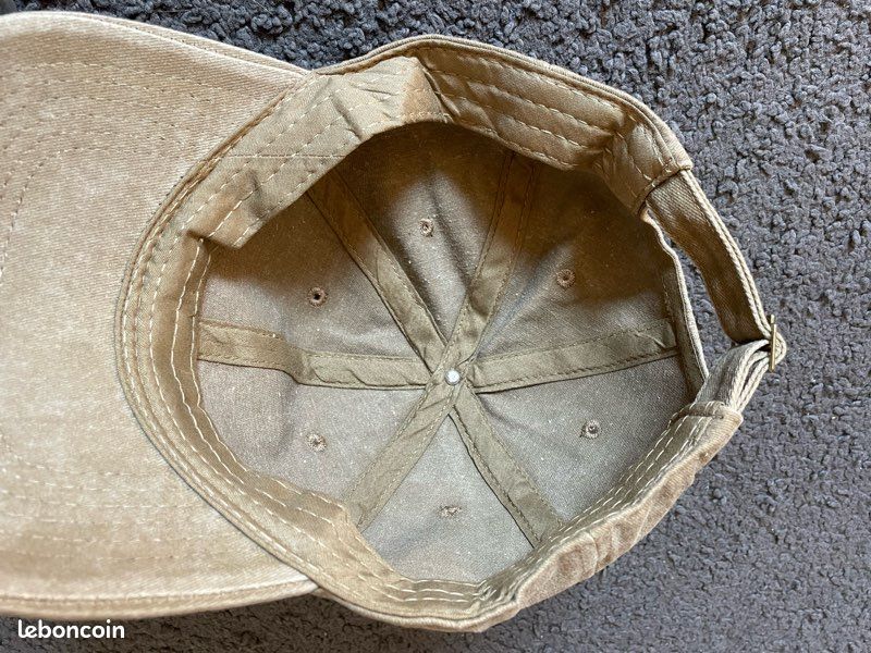 Casquette camel très bon état taille adultes réglable beige jamais porté (image 5)