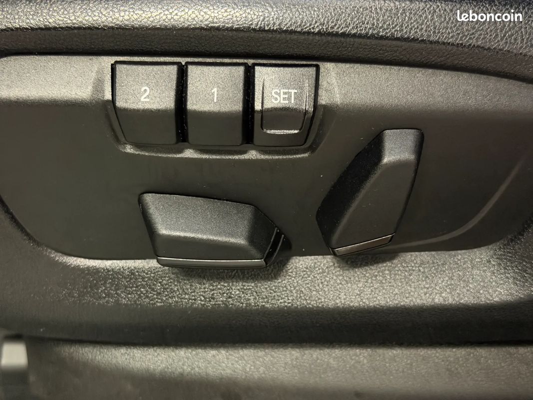 BMW X5 25DA 218ch M Sport - GARANTIE 12 MOIS - CarPlay - Toit ouvrant - Suivi complet (image 28)